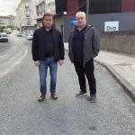 O alcalde, Eloy Pérez, e o concelleiro Balbino Martínez.